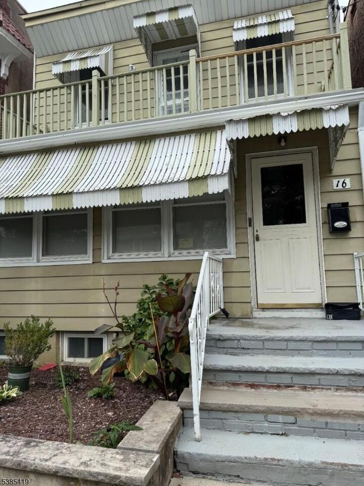 16 Kirkwood Pl  Caldwell Boro Twp. NJ 07006 photo