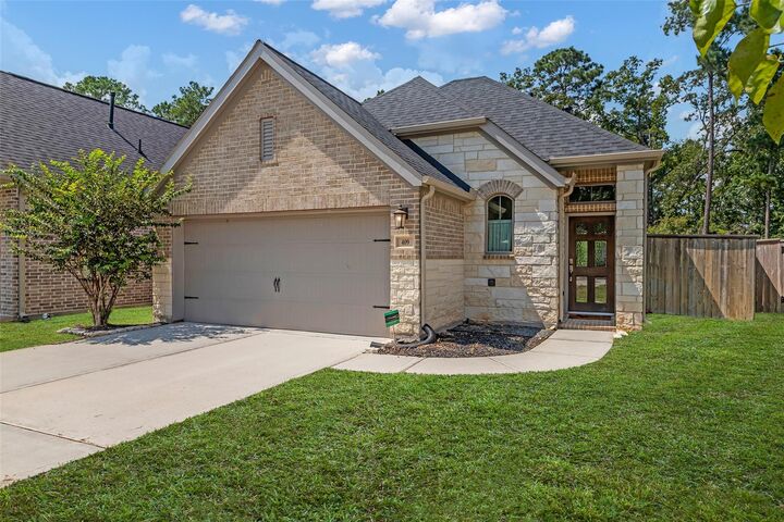 Property Photo:  409 Brow Pines Court  TX 77316 