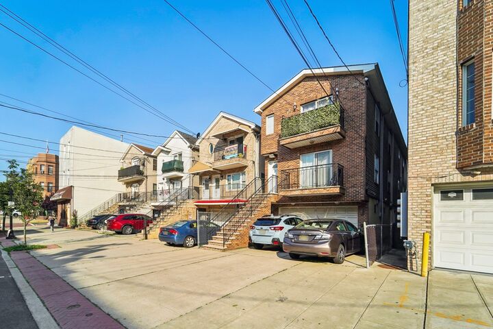 Property Photo:  4711 Broadway Ave A1  NJ 07087 