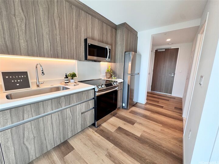 Property Photo:  1515 Liona Street 508  HI 96814 