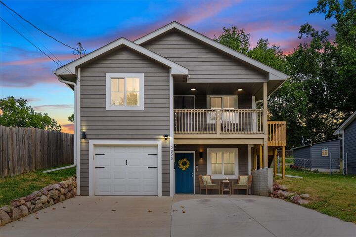 2325 SE 6th Street  Des Moines IA 50315 photo