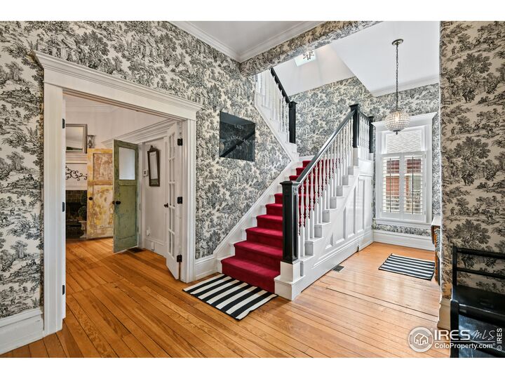 Property Photo: 320 E Mulberry St CO 80524