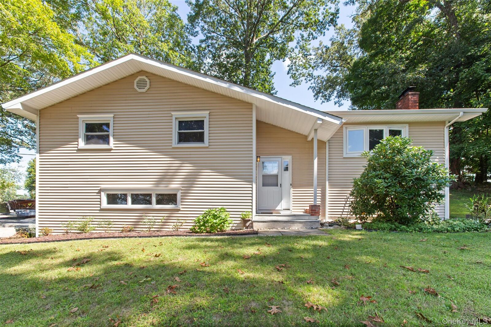 Property Photo:  5 High Street  NY 10507 