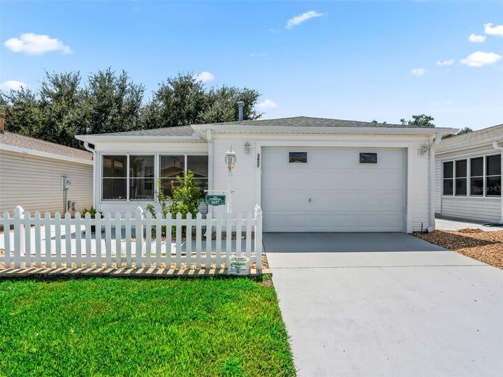 Property Photo:  3657 Cambria Circle  FL 32162 