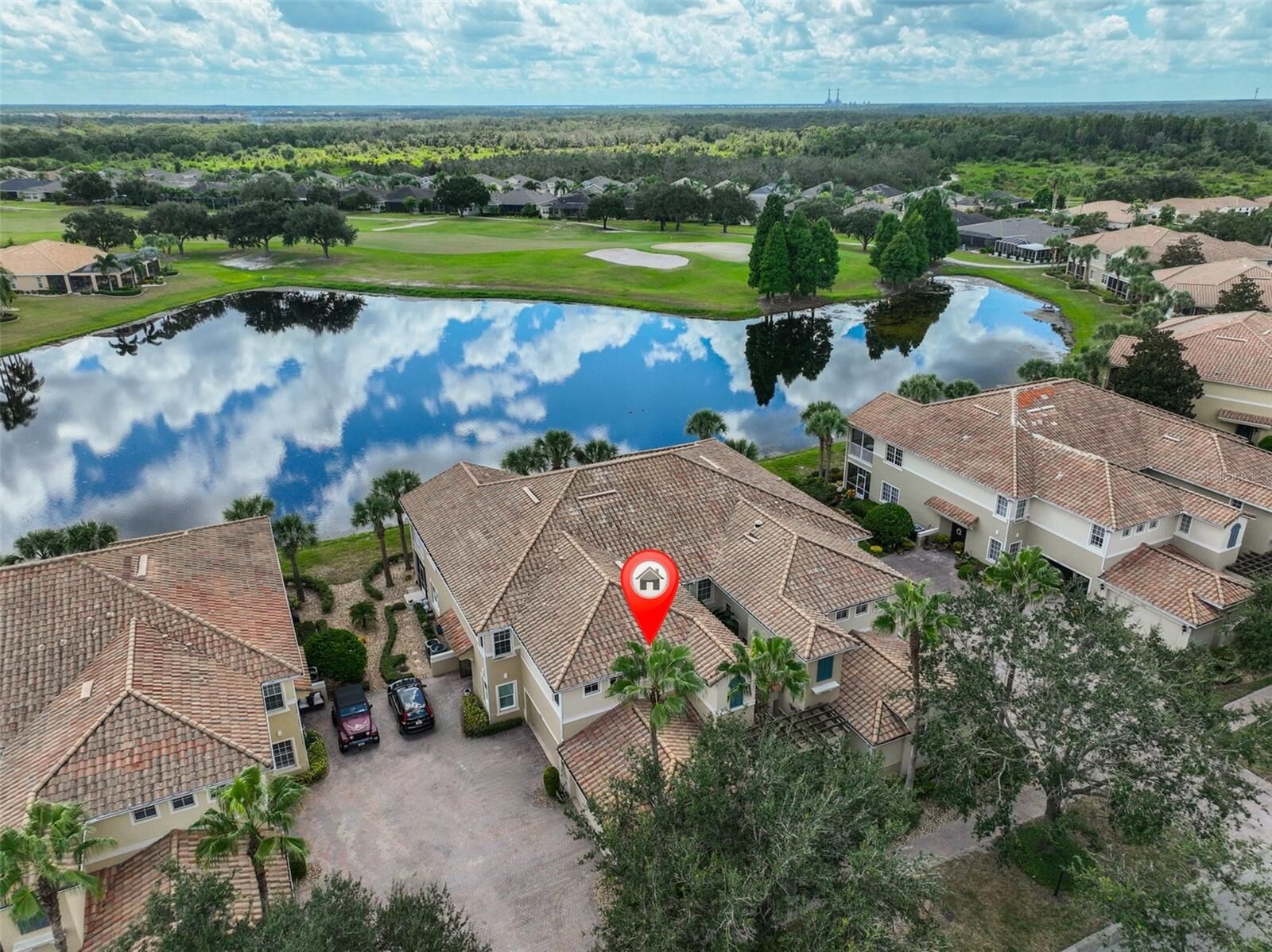 Property Photo:  1360 Emerald Dunes Drive  FL 33573 