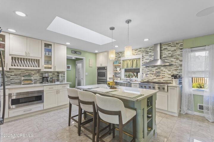 Property Photo:  20 Brookwood Drive  NJ 07728 