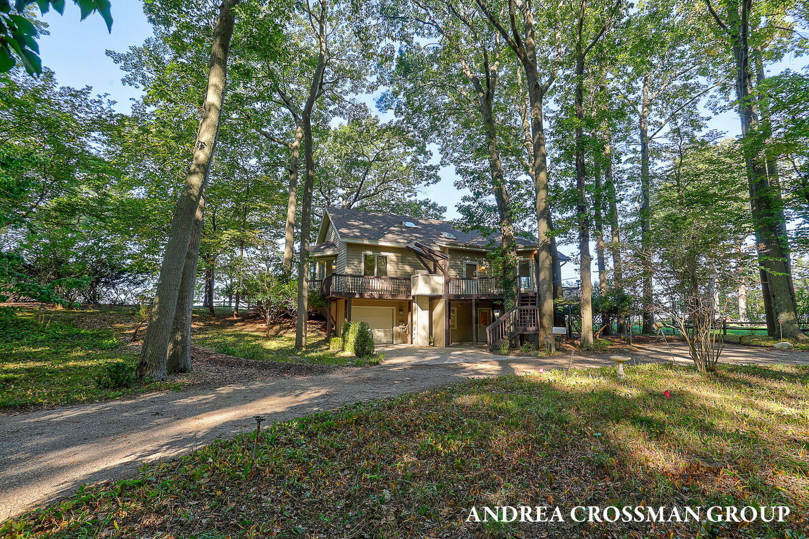 Property Photo:  2542 Lakeshore Drive  MI 49408 