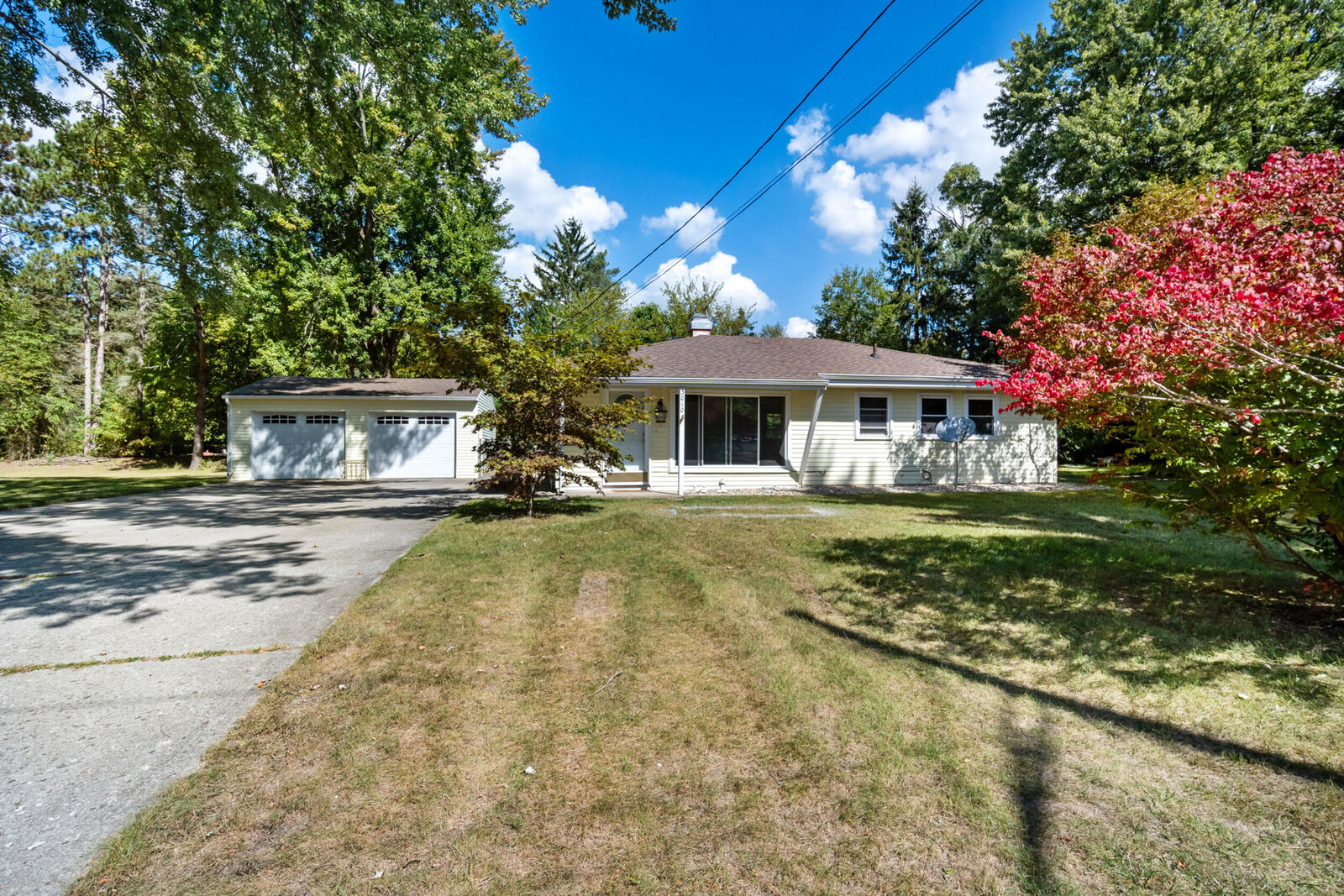 Property Photo: 3010 E Court Street MI 49201