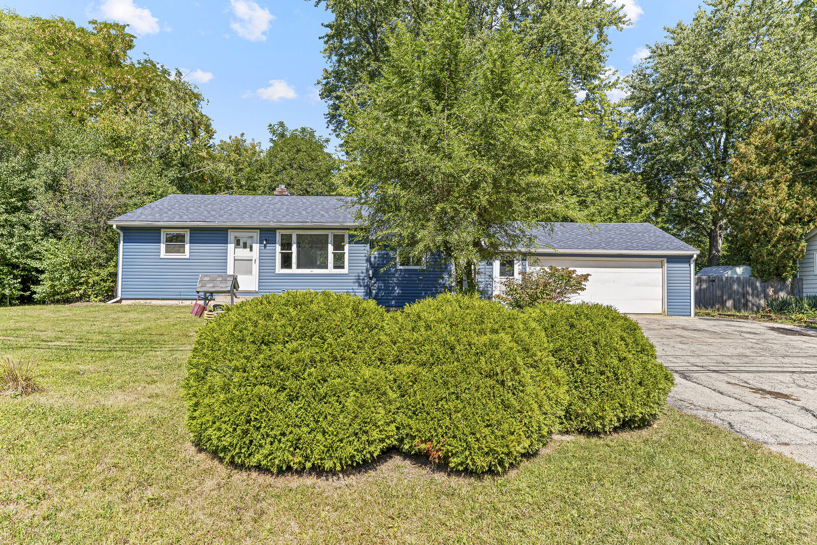 Property Photo:  12430 W York House Road  IL 60087 