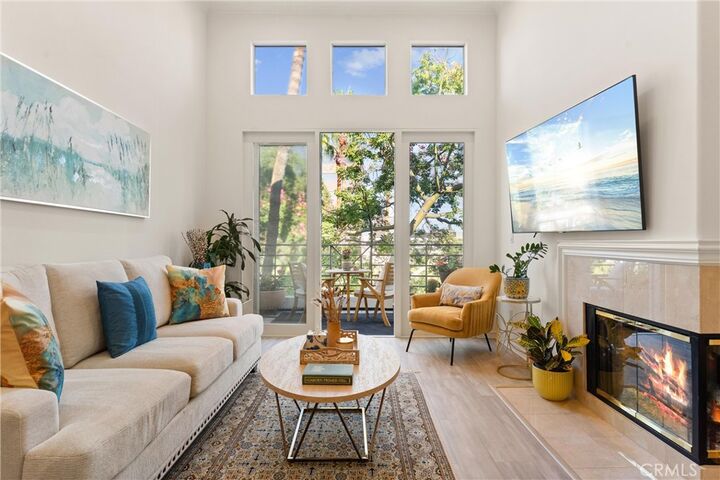 2243 Martin 415  Irvine CA 92612 photo