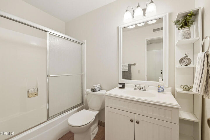 Property Photo:  1458 Ramona Drive  CA 91320