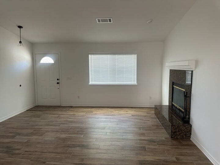 Property Photo: 14860 Narragansett Road CA 92307