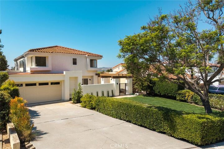Property Photo:  32011 Paseo Amante  CA 92675 
