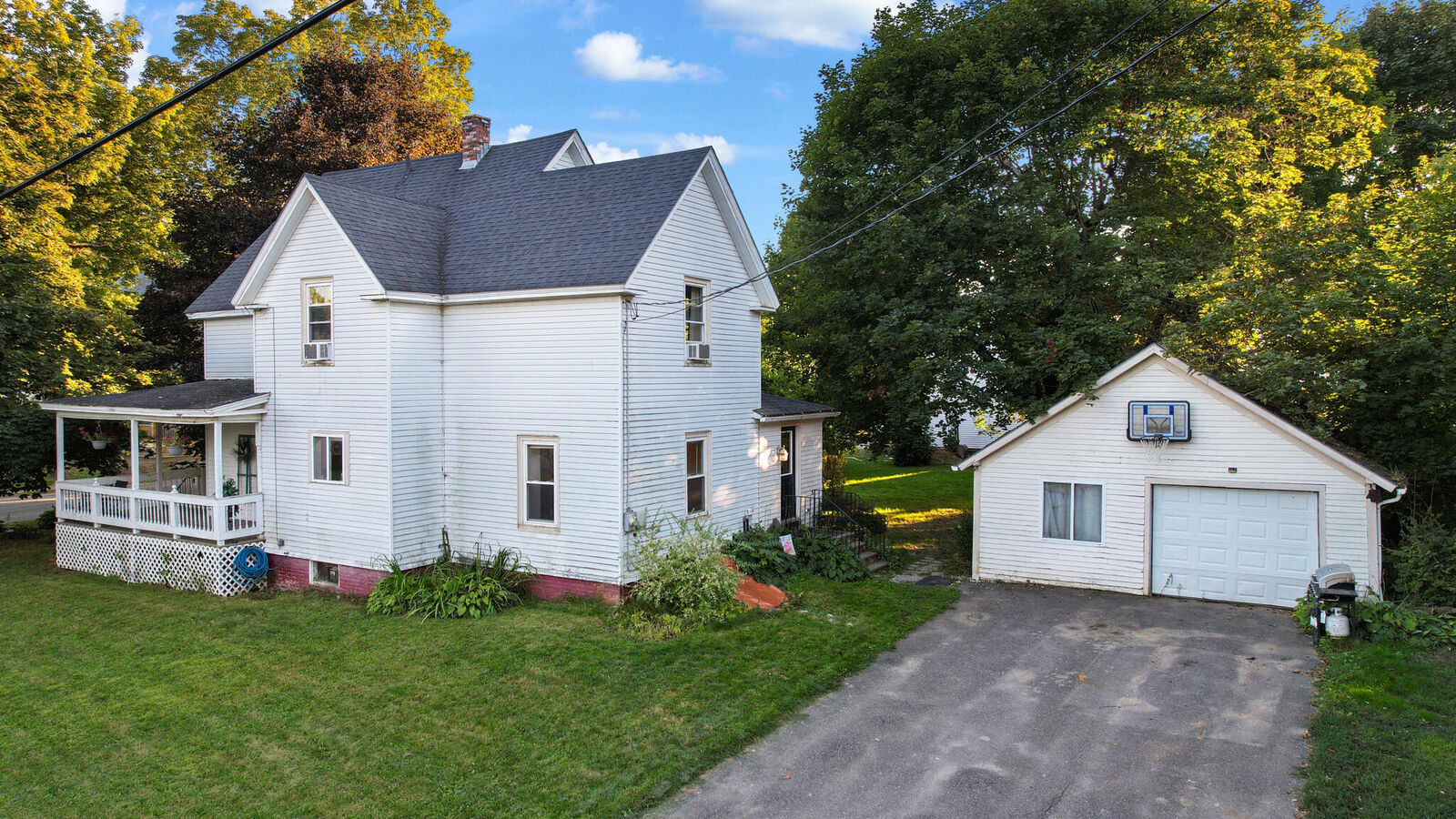 Property Photo: 8 Grove Street ME 04953