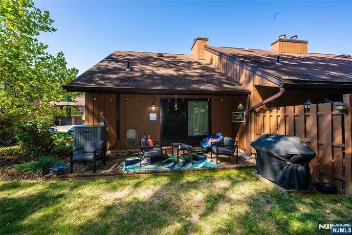 Property Photo:  18116 Westview 116E  NJ 07885 