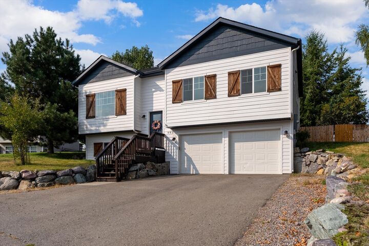 Property Photo:  982 Electric Avenue  MT 59911