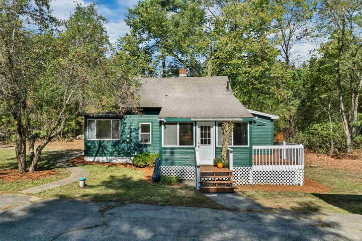 Property Photo:  60 East Dunbarton Road  NH 03045 