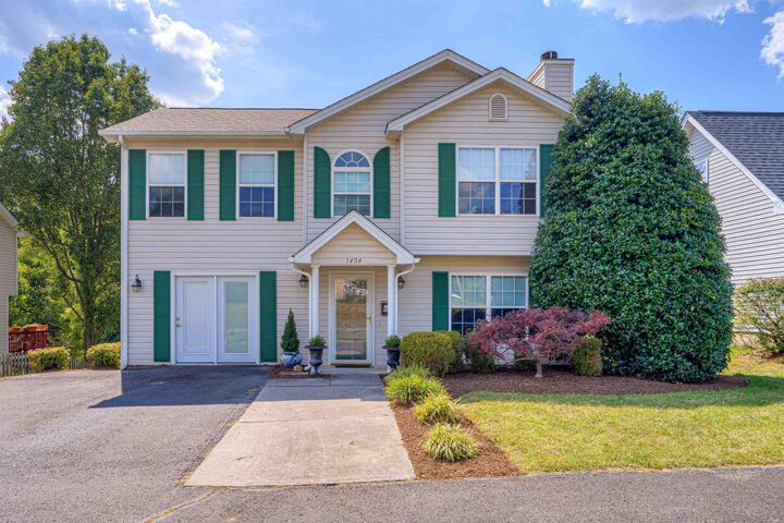 Property Photo:  1404 Wadsworth Street  VA 24141
