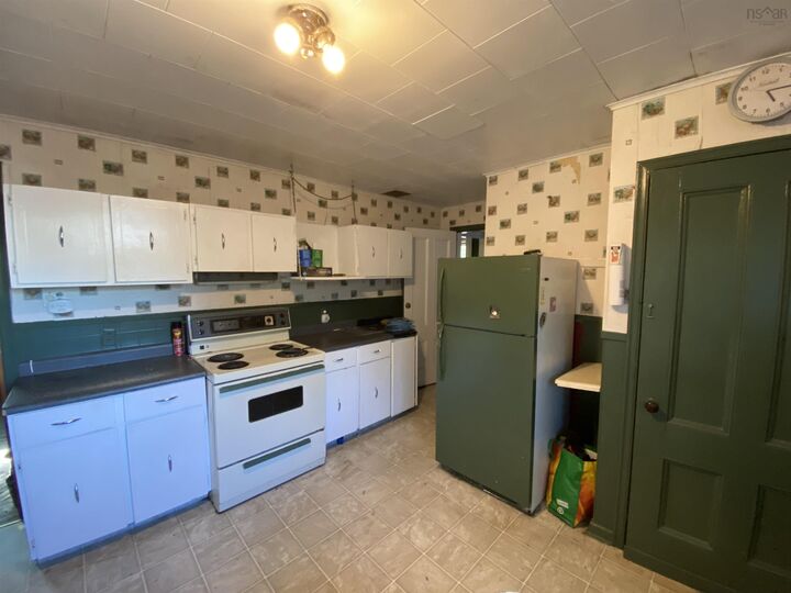 Property Photo:  20 Bayview Street  NS B2N 2E3 