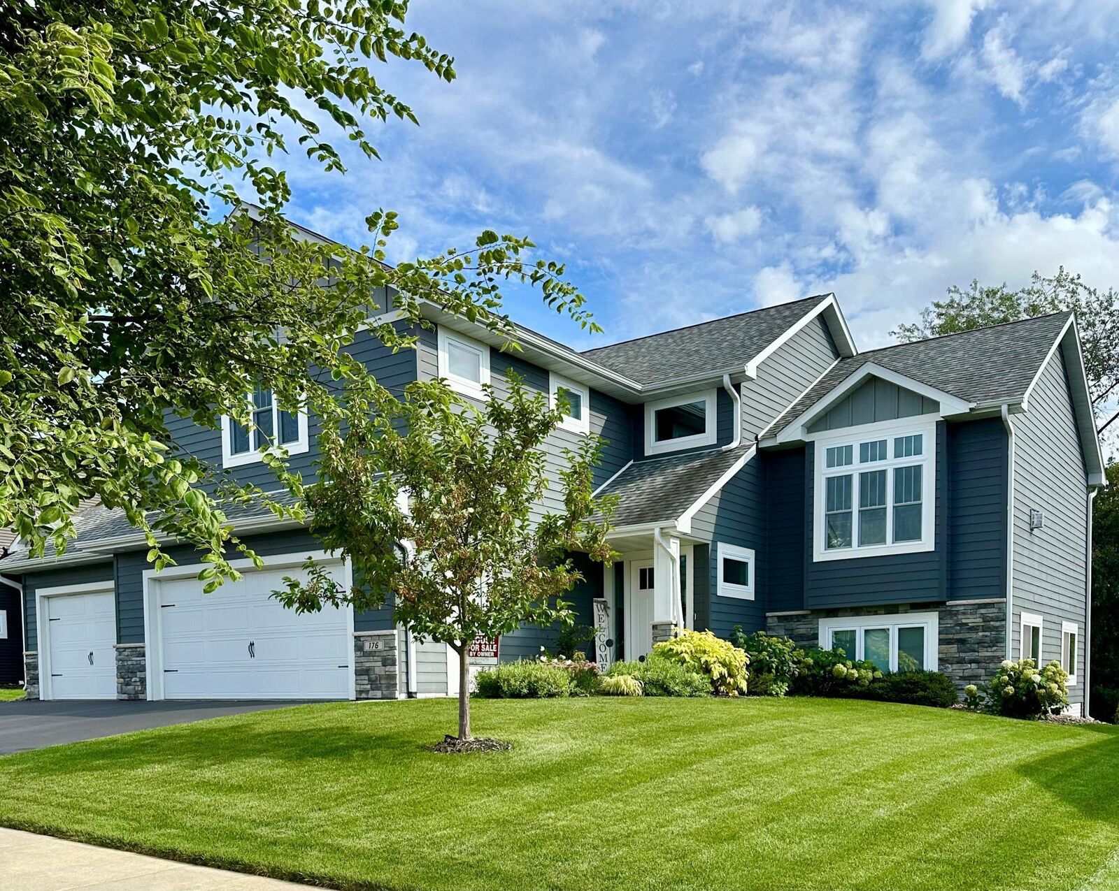 Property Photo:  176 Raymond Avenue  WI 54022 