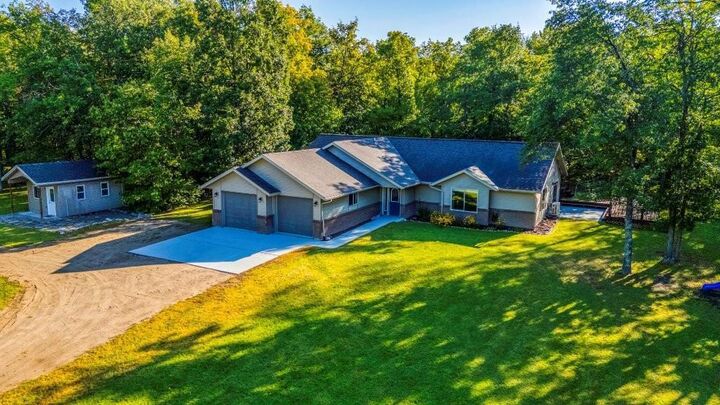 4410 Big Bass Road NE  Bemidji MN 56601 photo