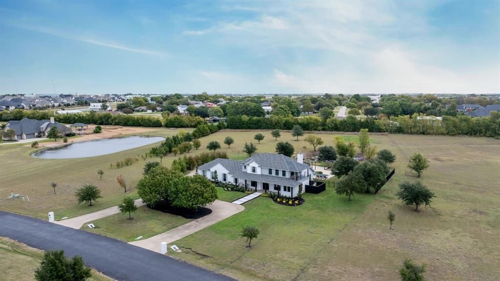 Property Photo: 3510 Amberwood Lane TX 75078