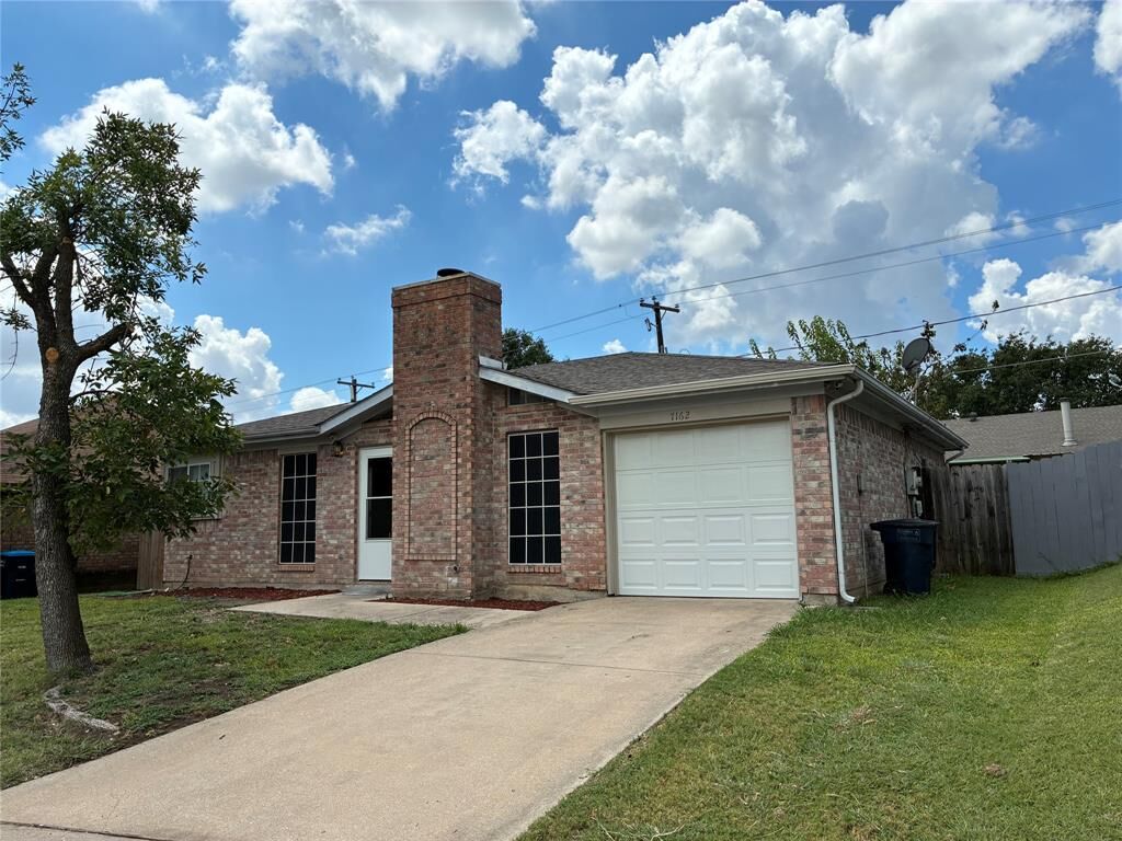 Property Photo:  7162 Laurelhill Court S  TX 76133