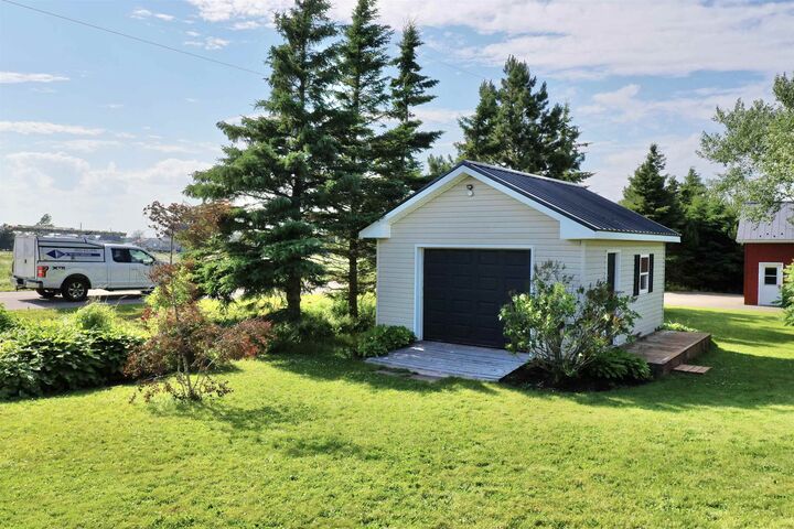 Photo de la propriété:  486 Locke Shore Road  PE C1N 4J8 