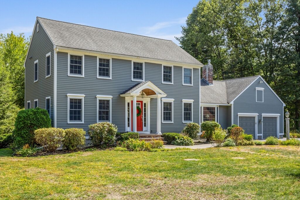 Property Photo:  4 Drew Crossing  MA 01886 