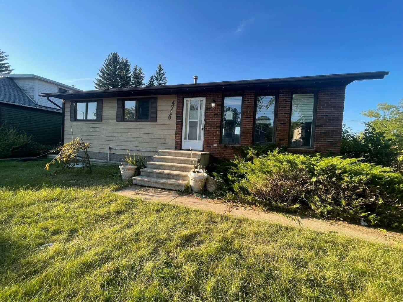 Property Photo: 4720 54 Avenue AB T9X 1S4