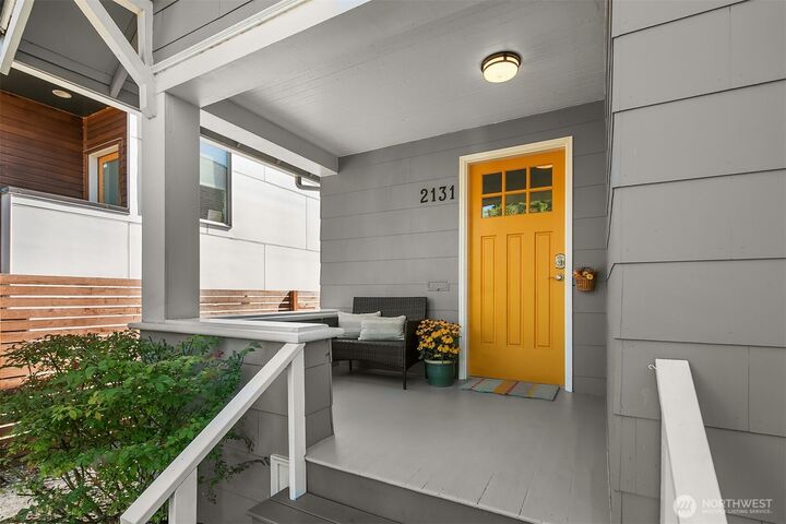 Property Photo: 2131 N 62nd Street WA 98103