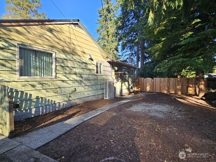 Property Photo:  14314  27th Avenue NE  WA 98125 
