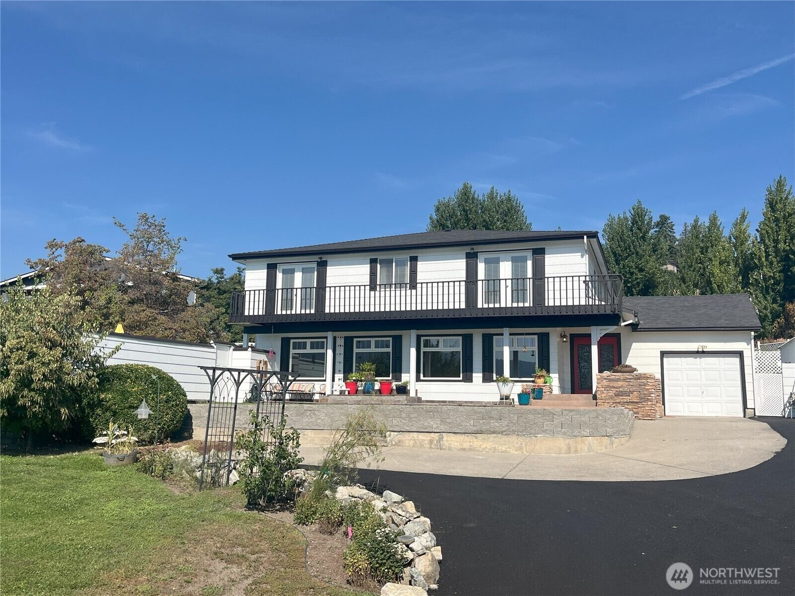 Property Photo:  175  Green Avenue  WA 98831 