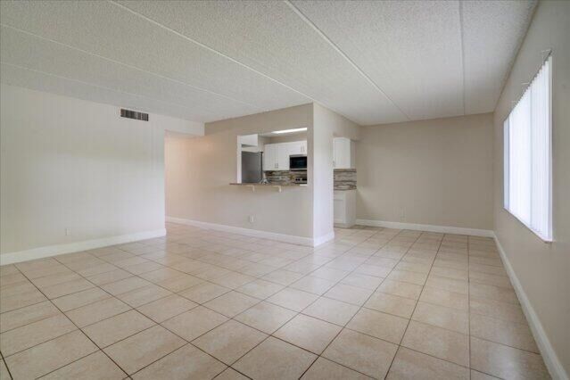 Property Photo: 1104 Meadows Circle 1104 FL 33436