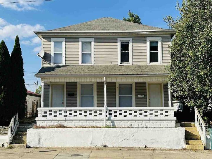 Property Photo:  1522 N E   Street 1524  IN 47374 