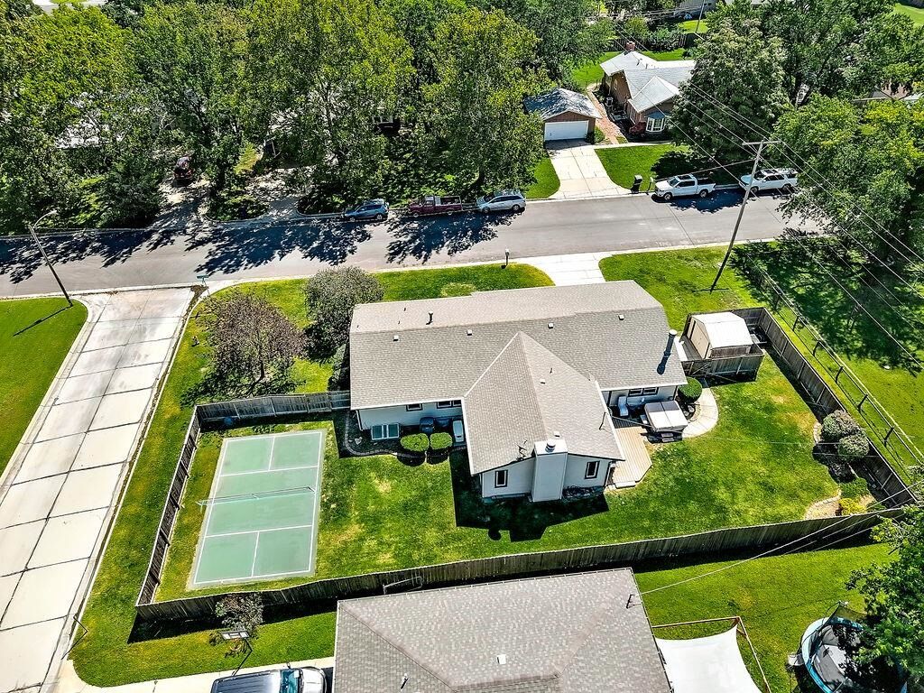Property Photo: 6124 Clarendon St KS 67220