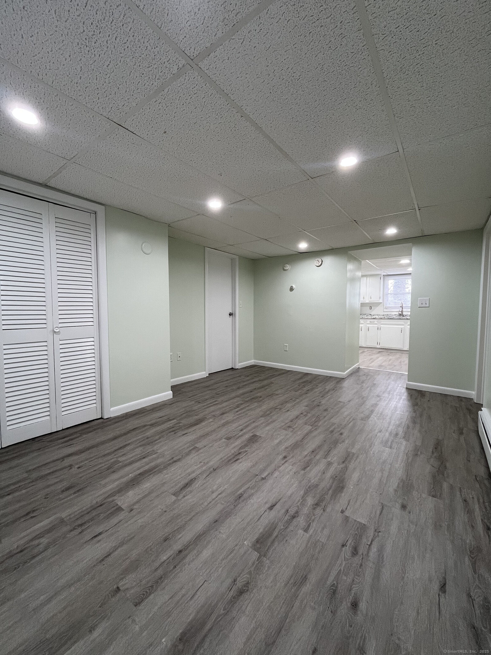 Property Photo:  19 Ferris Avenue 3  CT 06854 