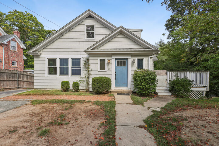 Property Photo:  31 Old Colchester Road  CT 06375 