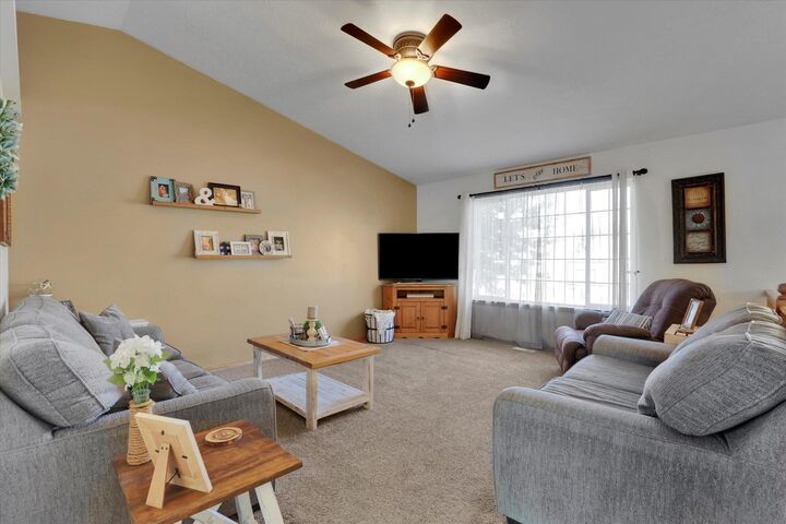 Property Photo:  2612 Eton Ln  WA 99004 