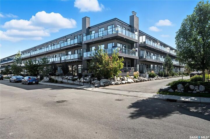Property Photo:  415 Maningas Bend 218  SK S7W 0T6 