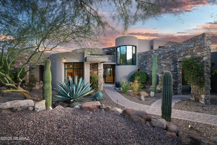 1106 W Tortolita Mountain Circle  Tucson AZ 85755 photo