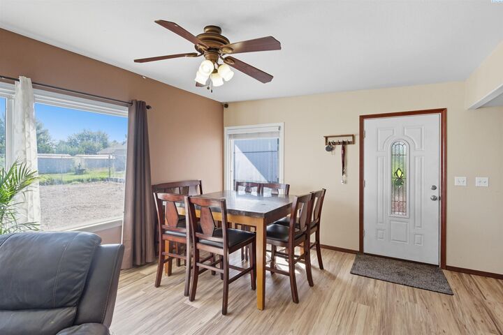 Property Photo: 4504 W Nixon WA 99301