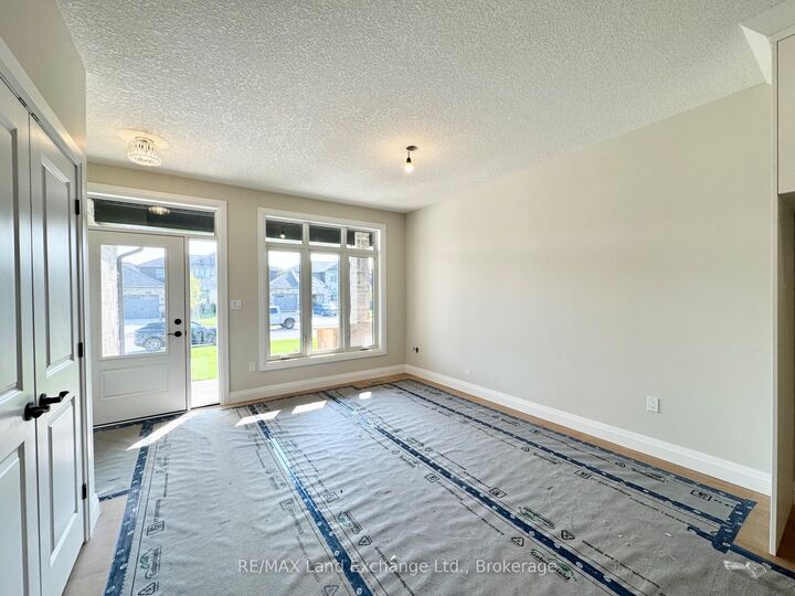 Property Photo:  385 Rosner Drive  ON N0H 2C8 
