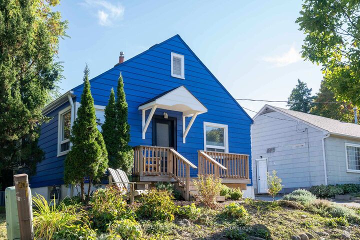 Property Photo:  754 Srigley Street  ON L3Y 1X5 