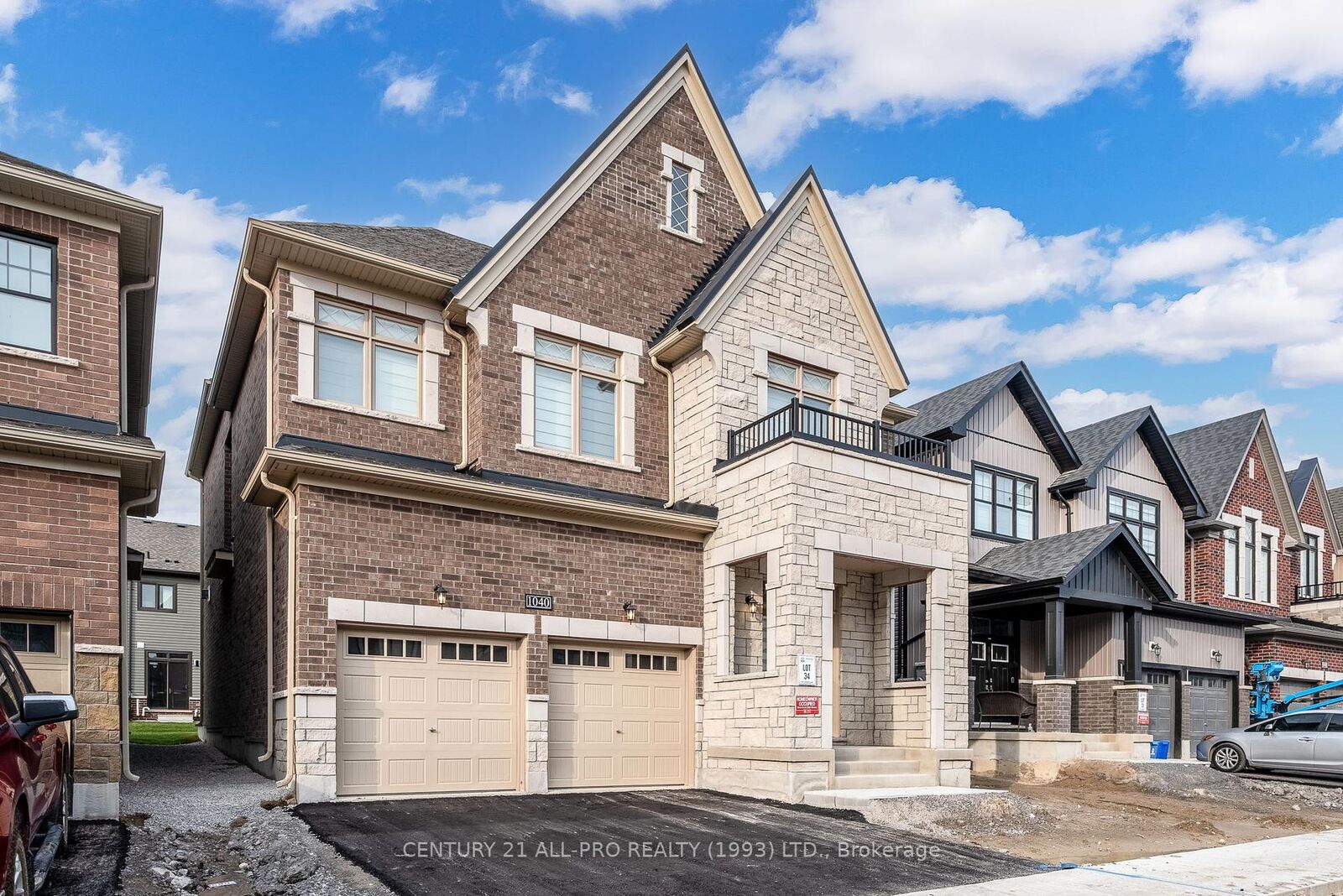 Property Photo: 1040 Suddard Avenue ON L1L 0V5