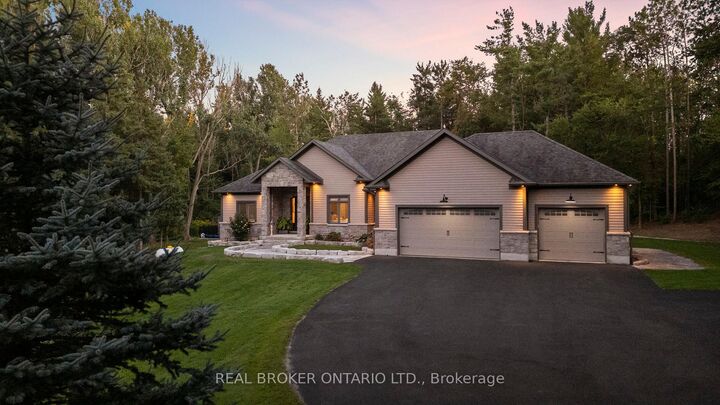 49 Sydenham Trail W  Clearview ON L0M 1H0 photo