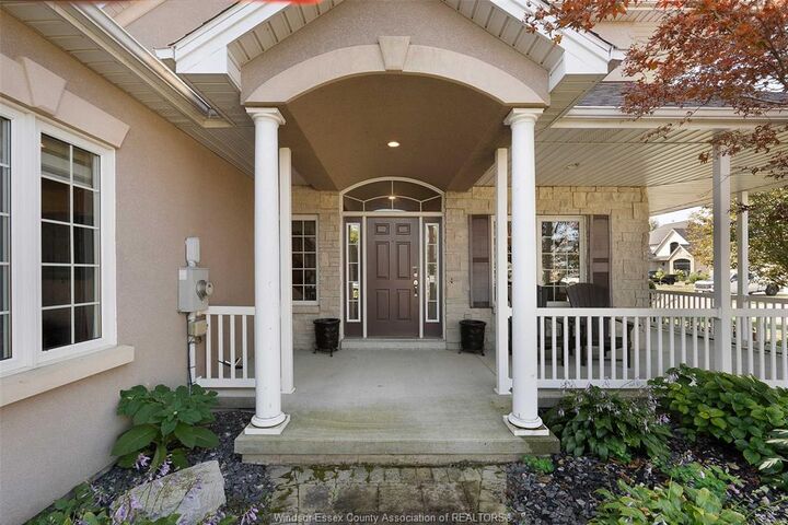 Property Photo:  129 Lake Street  ON N0P 1L0 