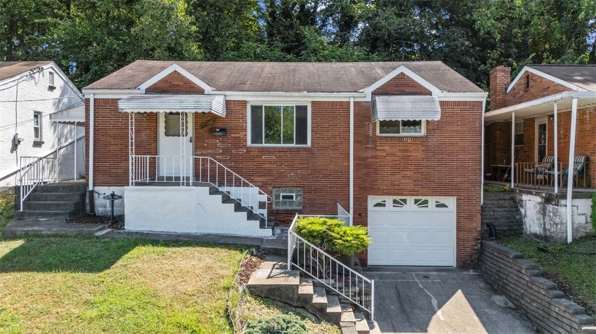 Property Photo:  2143 Plainview Ave  PA 15226 