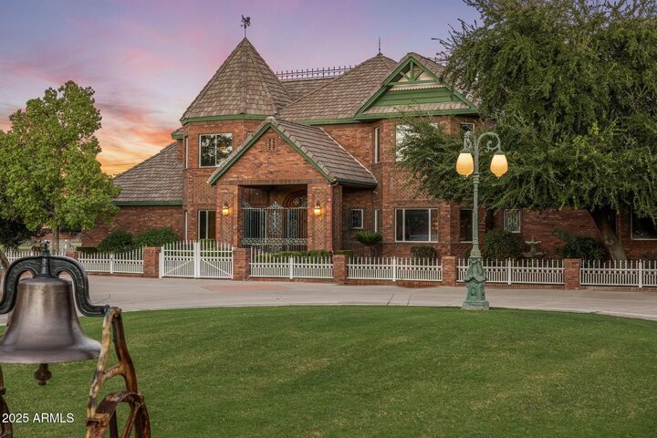 2025 S Val Vista Drive  Gilbert AZ 85295 photo