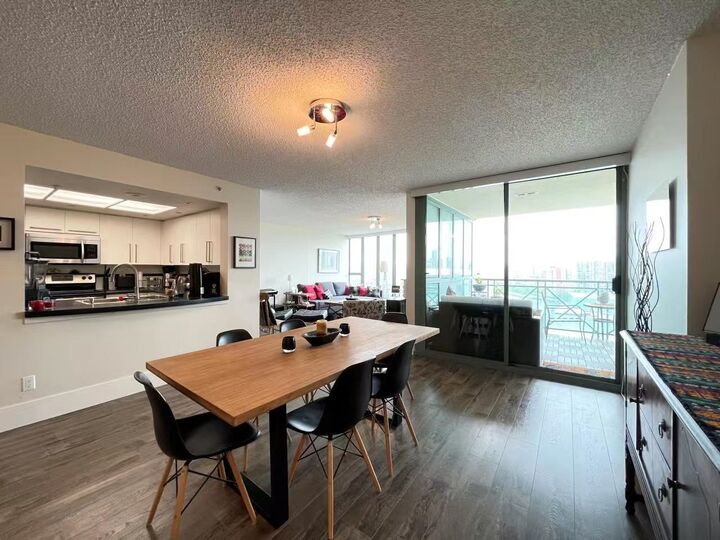 Property Photo:  1188 Quebec Street 2302  BC V6A 4B3 